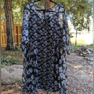 Lucky Brand 2X sheer comfy dress blue and black.